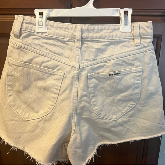 ROLLAS cream Jean shorts size 28 - Picture 2 of 3